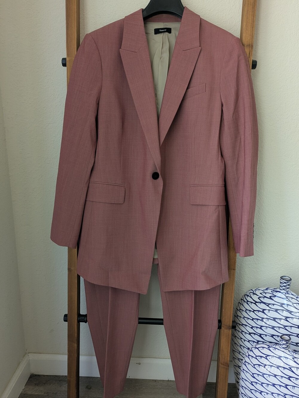 NWT Theory Women's 2-pc Suit in Dusty Rose- Pants Size 10 & Blazer Size 12